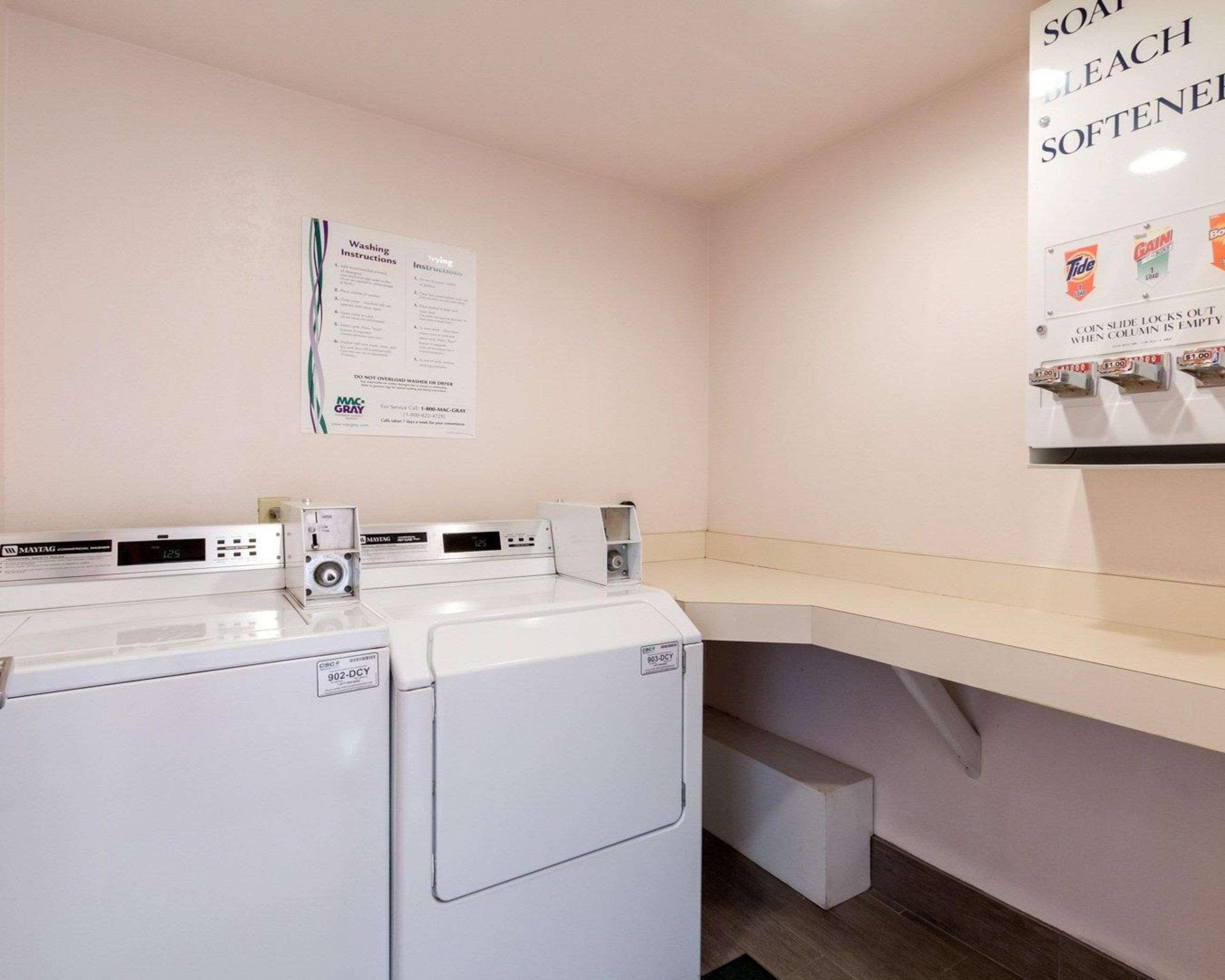 Quality Inn Buffalo Luaran gambar