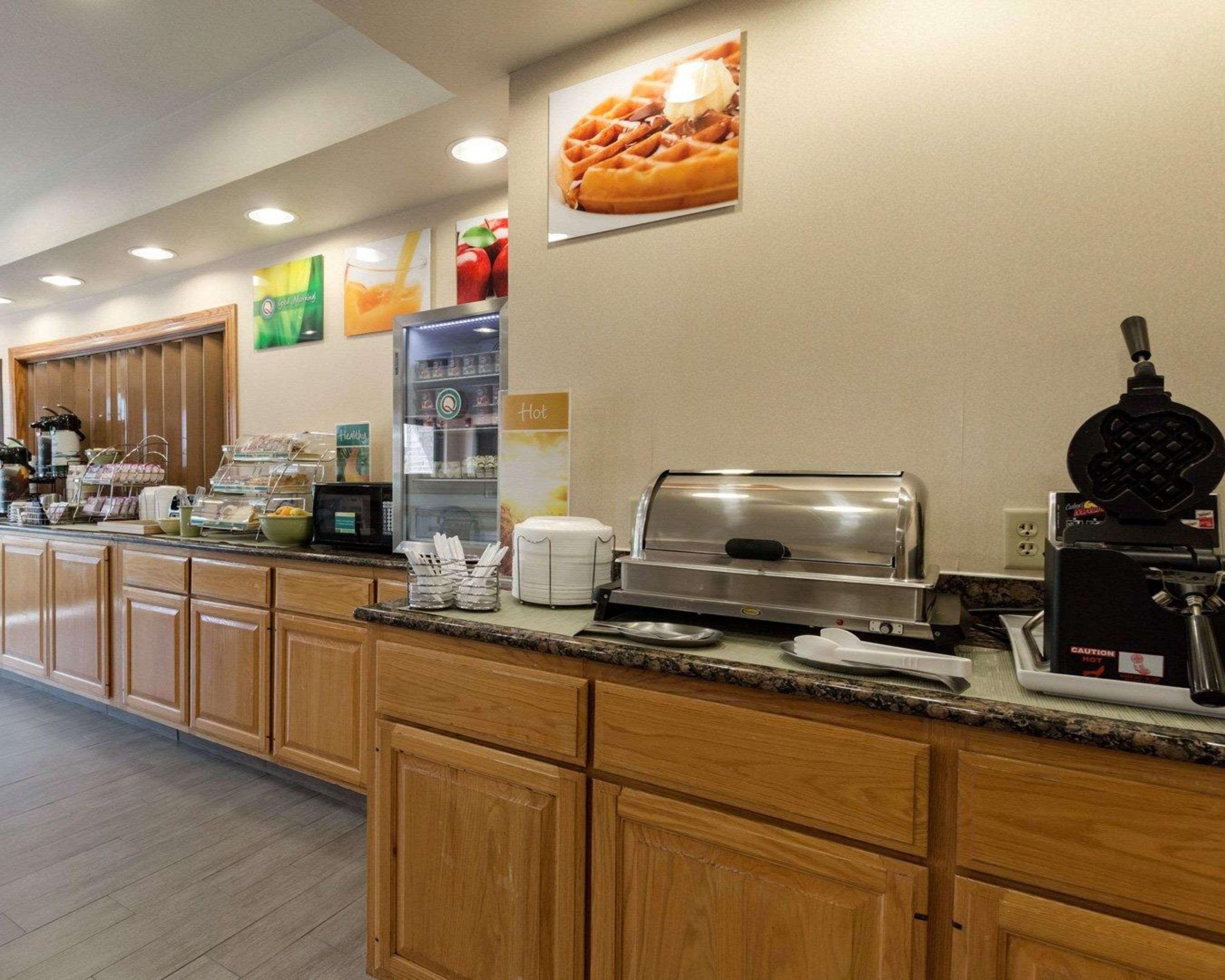 Quality Inn Buffalo Luaran gambar