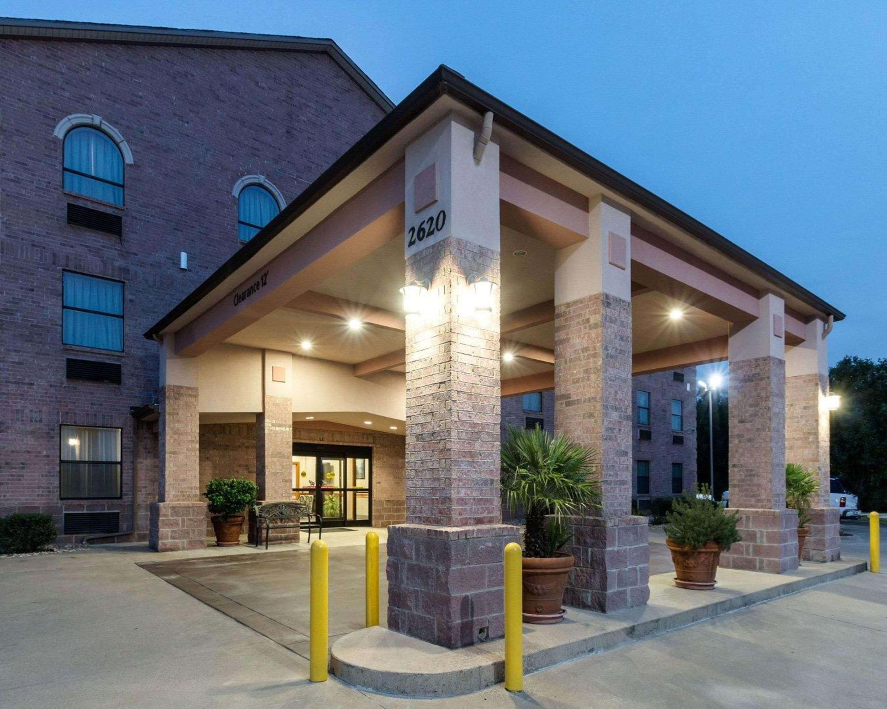 Quality Inn Buffalo Luaran gambar