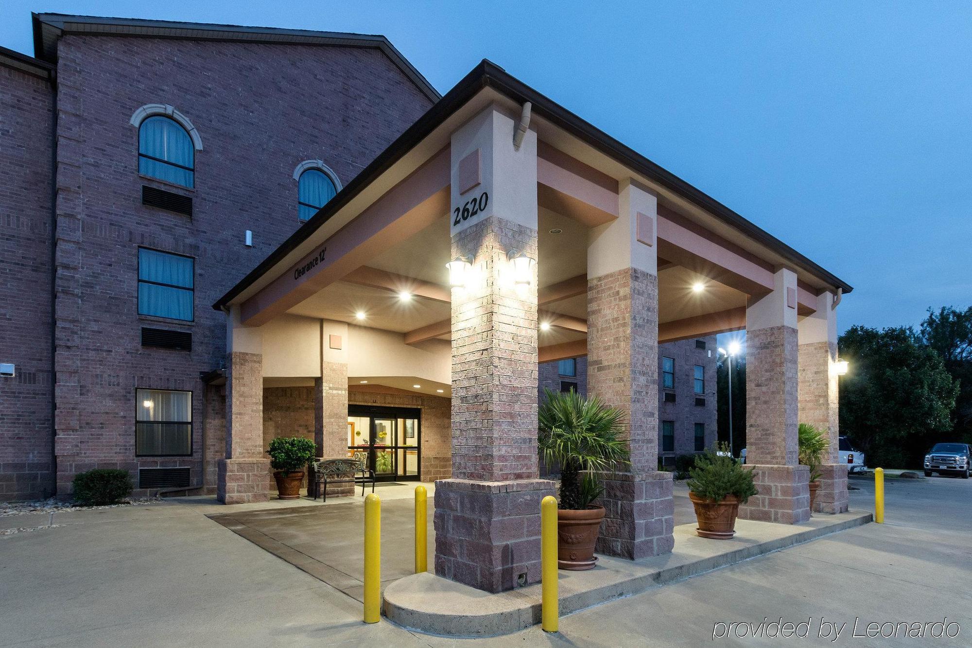 Quality Inn Buffalo Luaran gambar